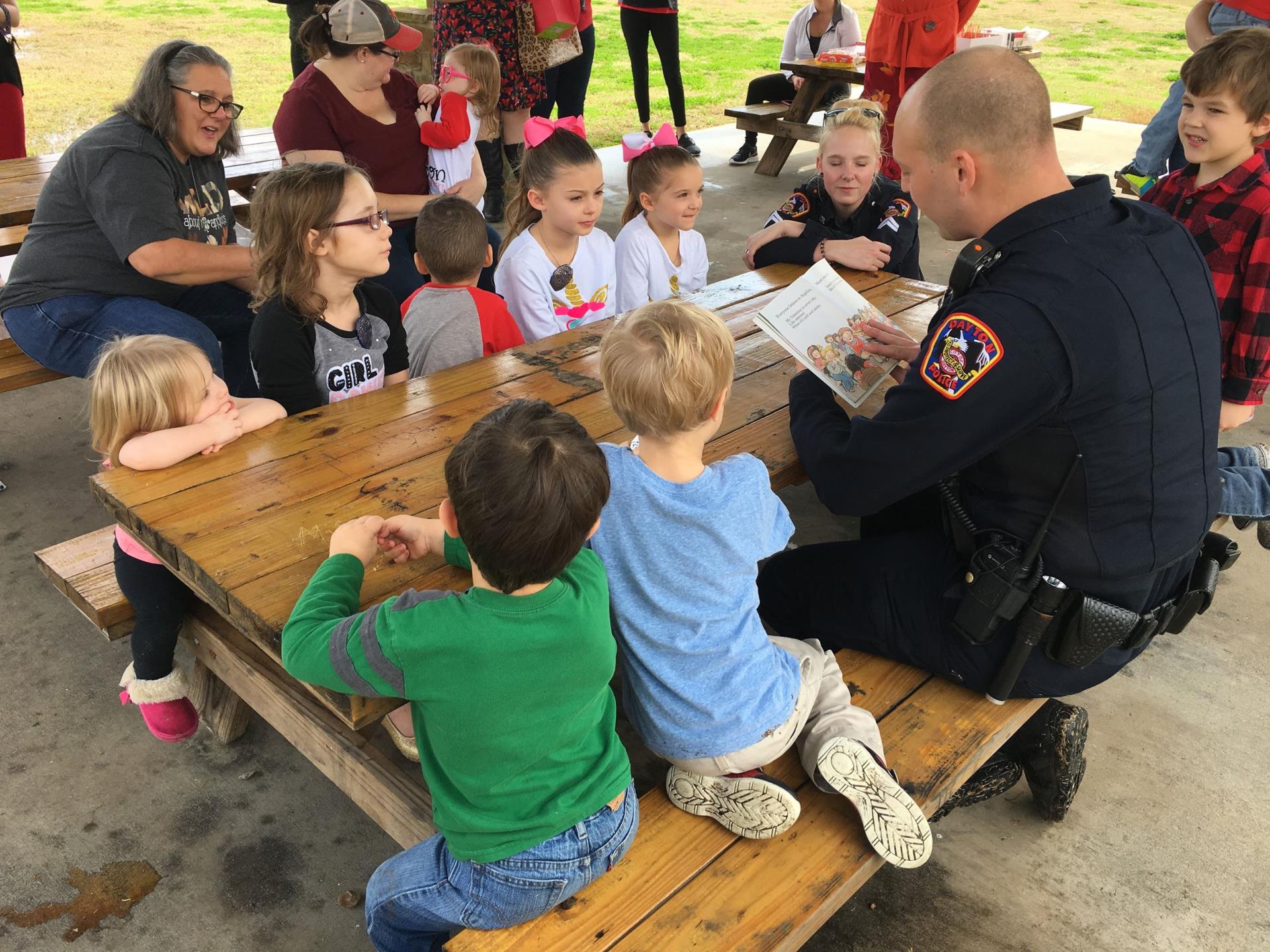 Outdoor storytime 3